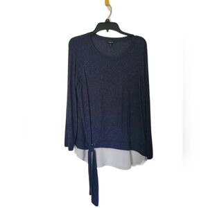 ✨3/$15✨ Vera Wang blue sweater